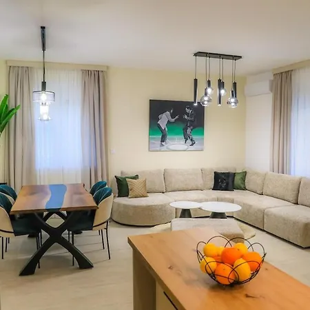 Fancy New 2bdrm Ap Free Garage شقة بانيا لوكا