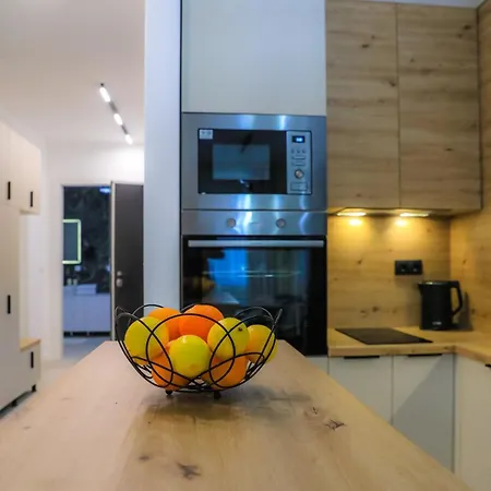 Fancy New 2bdrm Ap Free Garage بانيا لوكا