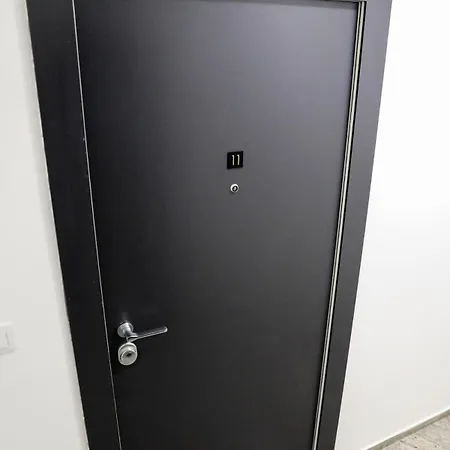 Fancy New 2bdrm Ap Free Garage شقة بانيا لوكا